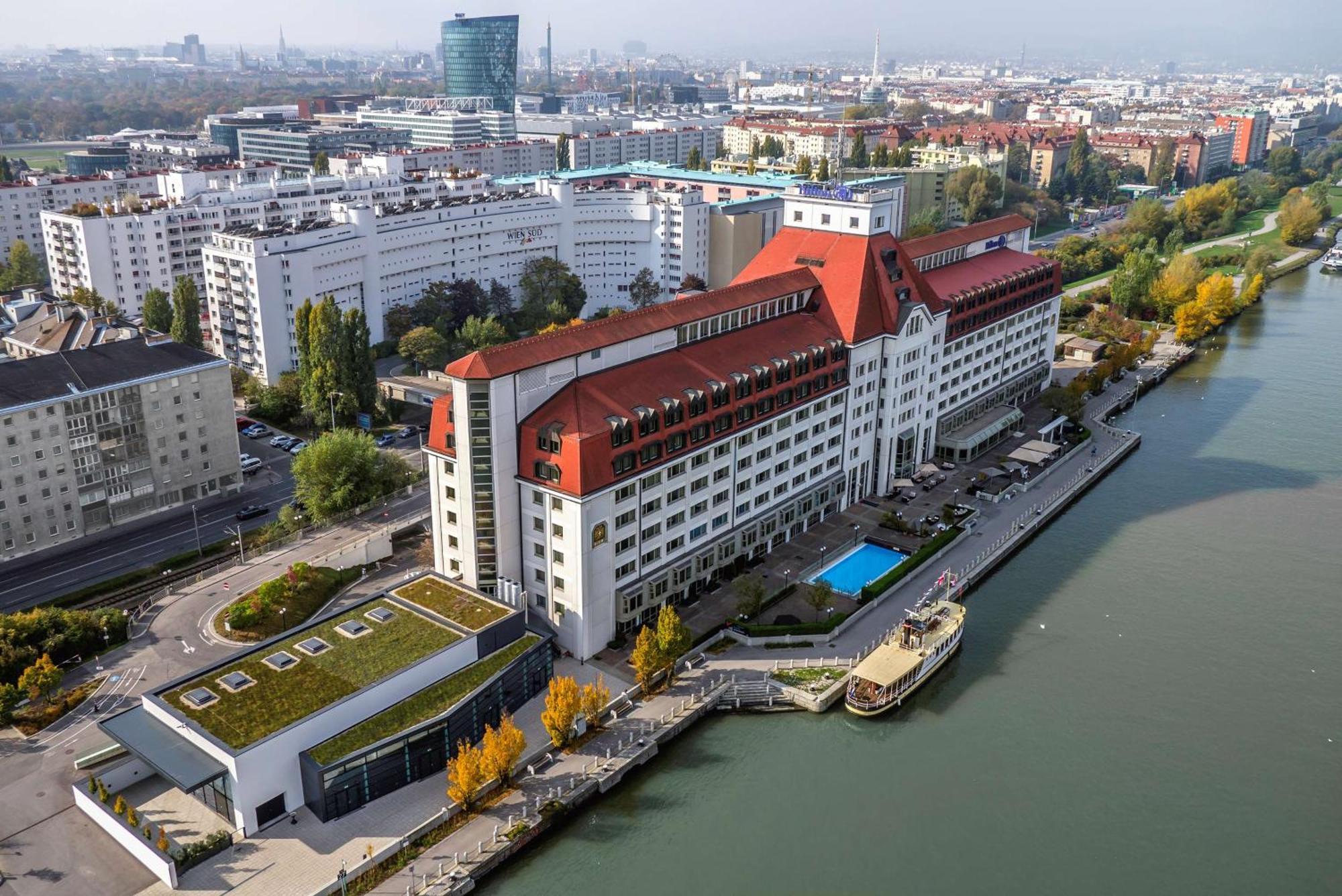 希尔顿维也纳多瑙河海滨酒店 外观 照片